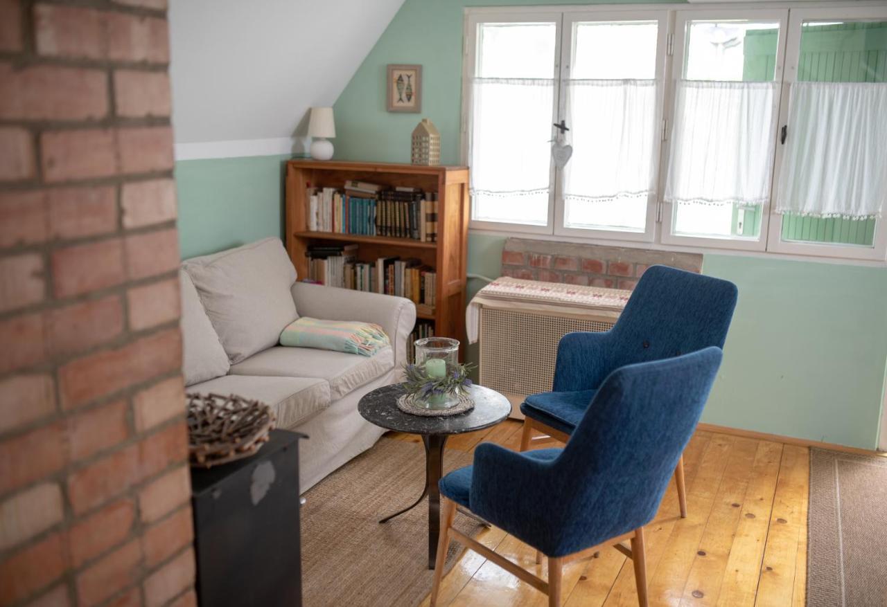 Green Chalet Hotel Veresegyhaz Bagian luar foto