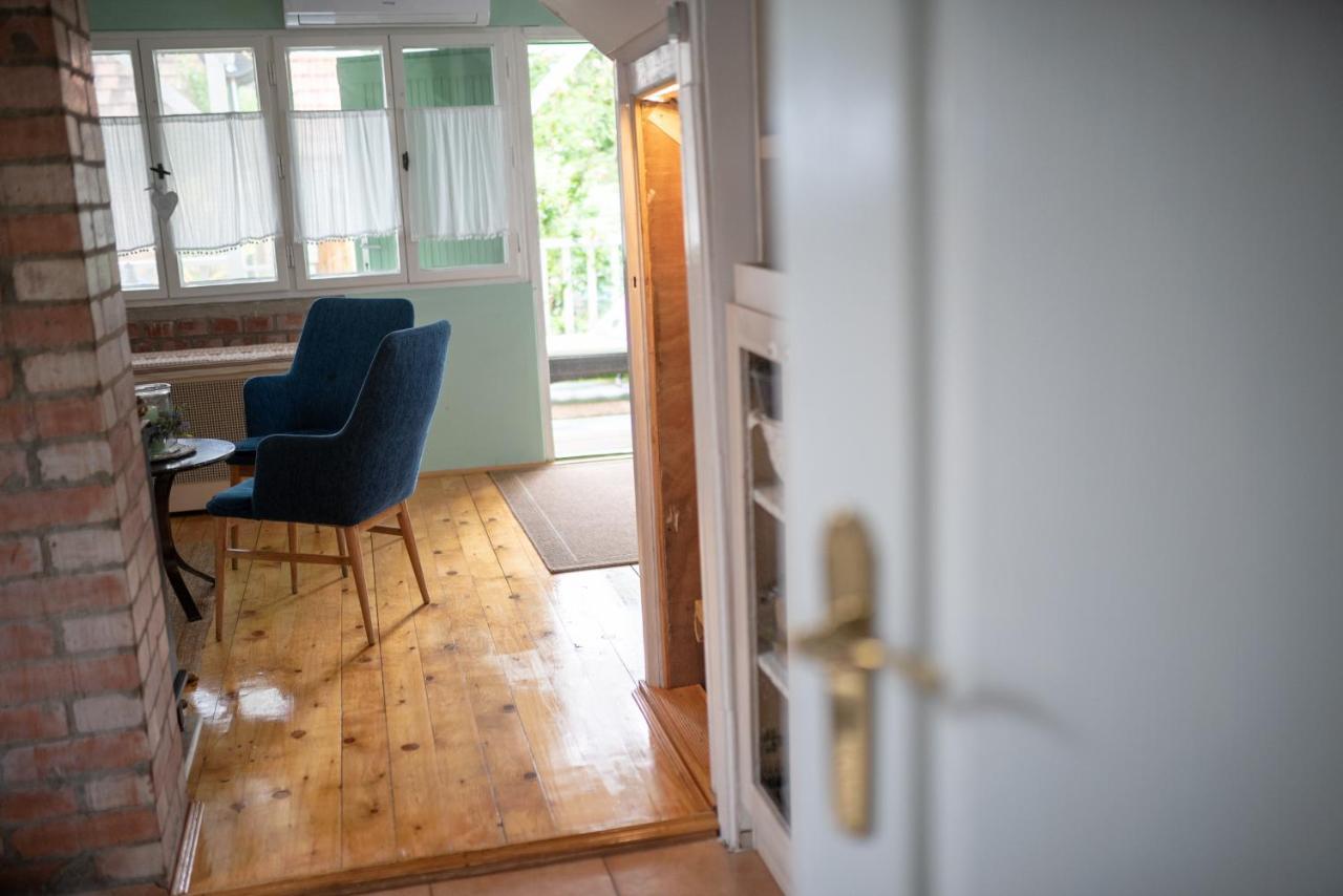 Green Chalet Hotel Veresegyhaz Bagian luar foto